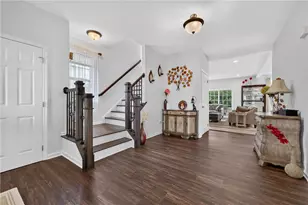 1011 Fehnel Dr, Palmer Twp, PA 18045 - Photo 3