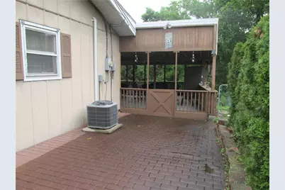 1026 Oakhurst Drive, Slatington Boro, PA 18080 - Photo 15