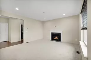 9667 Crescent Ln, Upper Macungie Township, PA 18031 - Photo 15