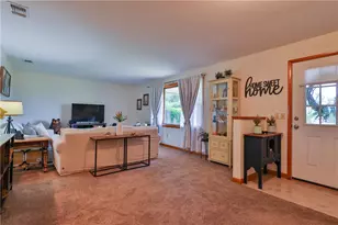 5011 Spruce St, North Whitehall Township, PA 18078 - Photo 5