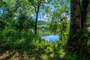 44 Island Rd, Upper Mt Bethel Twp, PA 18343 - Photo 3