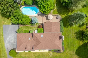 5642 Limeport Rd, Emmaus Boro, PA 18049 - Photo 7