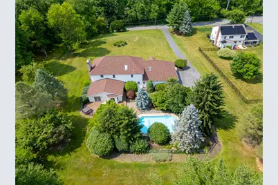 5642 Limeport Road, Emmaus Boro, PA 18049 - Photo 5