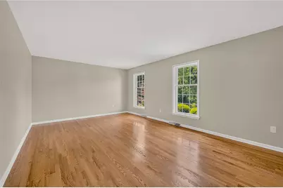 5642 Limeport Road, Emmaus Boro, PA 18049 - Photo 9