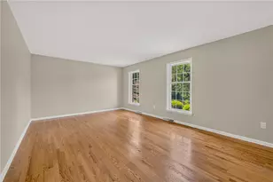 5642 Limeport Rd, Emmaus Boro, PA 18049 - Photo 9