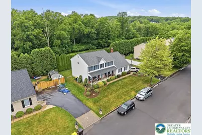 2011 Fieldview Drive, Upper Nazareth Twp, PA 18064 - Photo 3