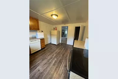 421 E Patterson Street, Lansford, PA 18232 - Photo 9