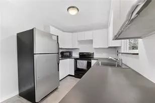 2736 W South St, Allentown City, PA 18103 - Photo 7