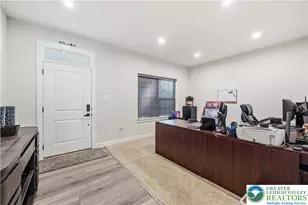 817 Hendon Ln, North Catasauqua Bor, PA 18032 - Photo 15