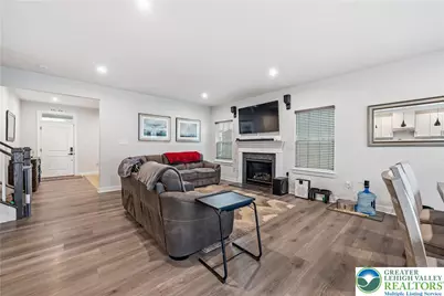 817 Hendon Lane, North Catasauqua Bor, PA 18032 - Photo 11