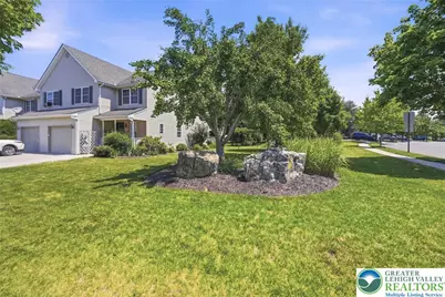 1283 Mohr Circle, Lower Macungie Township, PA 18062 - Photo 5