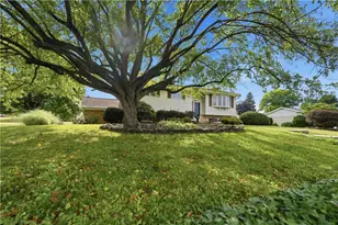32 Robert Dr, Allentown City, PA 18104 - Photo 5