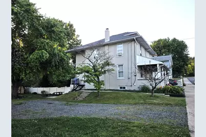 325 Delong, Emmaus Boro, PA 18049 - Photo 3