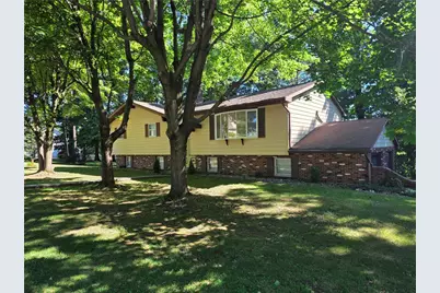 528 Rosewood Drive, Lehigh Township, PA 18067 - Photo 3