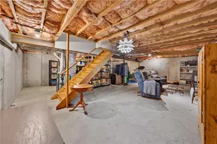 175 E Beil Ave, Nazareth Boro, PA 18064 - Photo 37