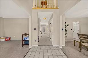 175 E Beil Ave, Nazareth Boro, PA 18064 - Photo 5