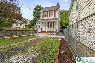 580 S Benner Avenue, Fountain Hill Boro, PA 18015 - Photo 5