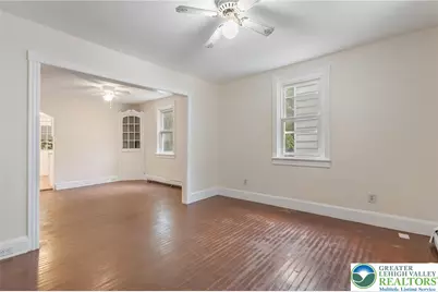 580 S Benner Avenue, Fountain Hill Boro, PA 18015 - Photo 11