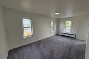 119 E Washington St, Slatington Boro, PA 18080 - Photo 11