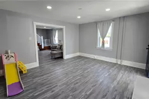 883 N Locust St, Hazle Township, PA 18201 - Photo 11