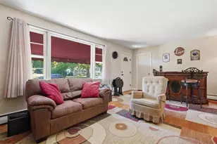 3779 Sycamore Dr, Easton, PA 18045 - Photo 9