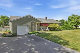 3779 Sycamore Dr, Easton, PA 18045 - Photo 3