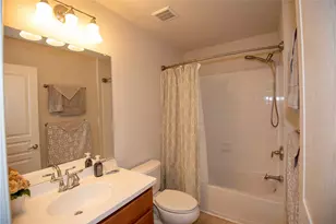 8608 Mayfair Ct, Upper Macungie Township, PA 18031 - Photo 25