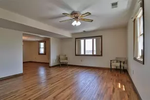 1187 E 4th St, Bethlehem City, PA 18015 - Photo 9