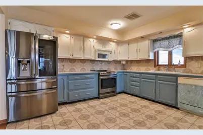 1187 E 4th Street #2, Bethlehem City, PA 18015 - Photo 5