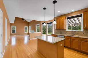 5110 Adriana Ct, Upper Saucon Township, PA 18034 - Photo 3