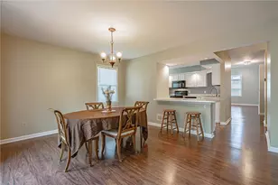 8009 Cross Creek Circle, Upper Macungie Township, PA 18031 - Photo 19
