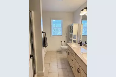 211 Bushkill Terr, Bushkill Twp, PA 18064 - Photo 23