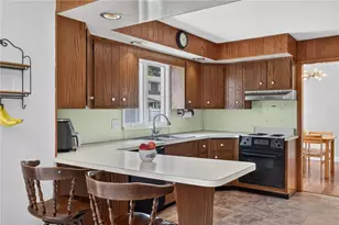 1319 Warba Dr, Upper Macungie Township, PA 18104 - Photo 25