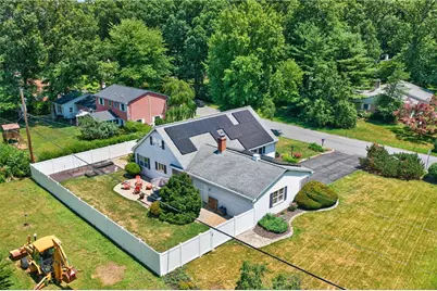 1319 Warba Drive, Upper Macungie Township, PA 18104 - Photo 11