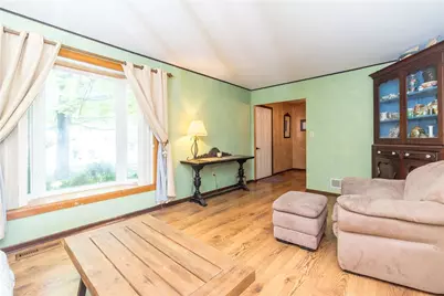 101 Chestnut Drive, Trumbauersville Boro, PA 18951 - Photo 3
