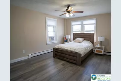 128 E Spruce Street, Bethlehem City, PA 18018 - Photo 9