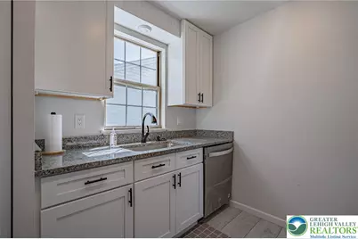 25 N 8th Street, Emmaus Boro, PA 18049 - Photo 13
