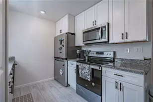 25 8th St, Emmaus Boro, PA 18049 - Photo 13
