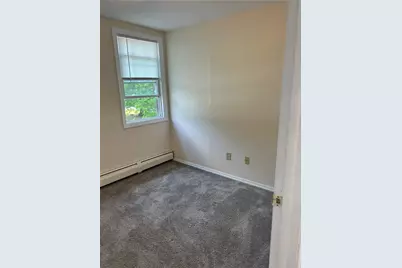 1597 Delaware #6, Upper Mt Bethel Twp, PA 18343 - Photo 5