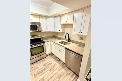 1726 Saratoga Court, South Whitehall Township, PA 18104 - Photo 7