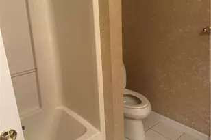 1005 Buckingham Dr, Salisbury Township, PA 18103 - Photo 59