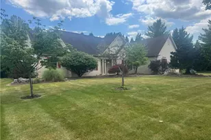 1005 Buckingham Dr, Salisbury Township, PA 18103 - Photo 43