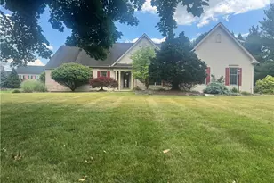 1005 Buckingham Dr, Salisbury Township, PA 18103 - Photo 39