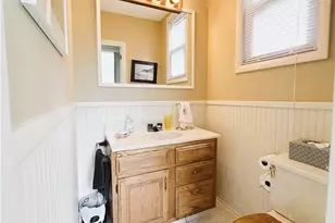 377 Shawnee Dr, Easton, PA 18042 - Photo 11