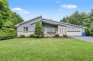 7717 Herstra Ct, New Tripoli, PA 18066 - Photo 1
