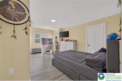 2111 N 1st Avenue, Whitehall Township, PA 18052 - Photo 33