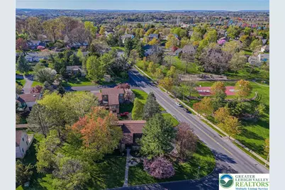 3705 Vale View Drive, South Whitehall Township, PA 18103 - Photo 5