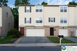 611 Lehigh Gap St, Walnutport Boro, PA 18088 - Photo 1