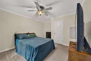 7458 Continental Cir, Upper Macungie Township, PA 18087 - Photo 17