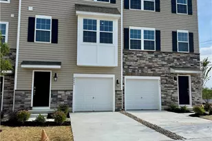 8203 Alexander Ct, Upper Macungie Township, PA 18031 - Photo 3